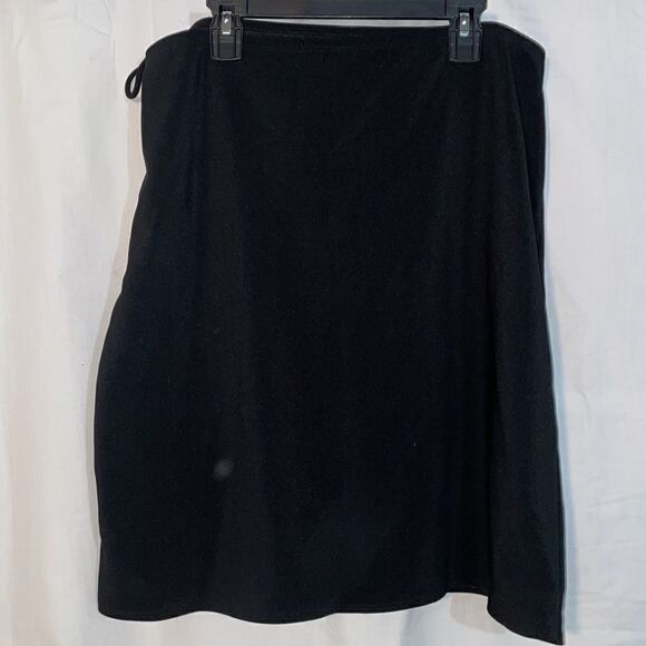 Fashion bug black skirt - Picture 4 of 7